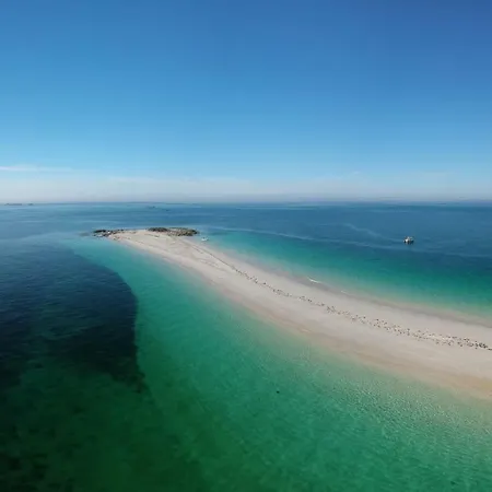 Le STUDIO LA PLAGE 3 ETOILES face à la mer Bénodet Extérieur photo